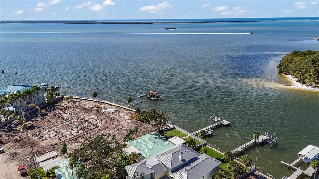 待售: $2,400,000 (3 贝兹, 3 浴室, 2169 平方英尺)