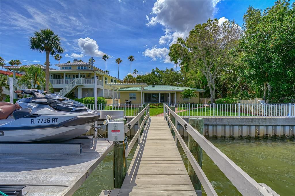 待售: $2,400,000 (3 贝兹, 3 浴室, 2169 平方英尺)