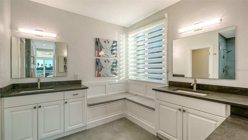 En Venta: $1,995,000 (3 camas, 3 baños, 2132 Pies cuadrados)