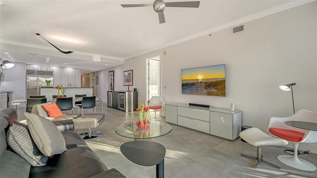 En Venta: $1,995,000 (3 camas, 3 baños, 2132 Pies cuadrados)