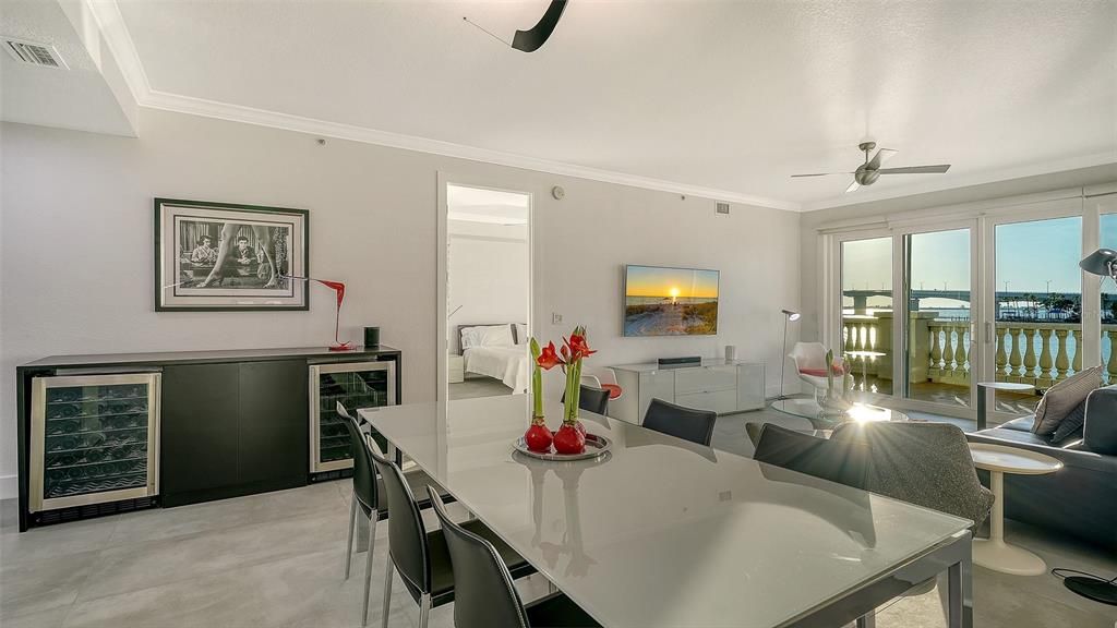 En Venta: $1,995,000 (3 camas, 3 baños, 2132 Pies cuadrados)