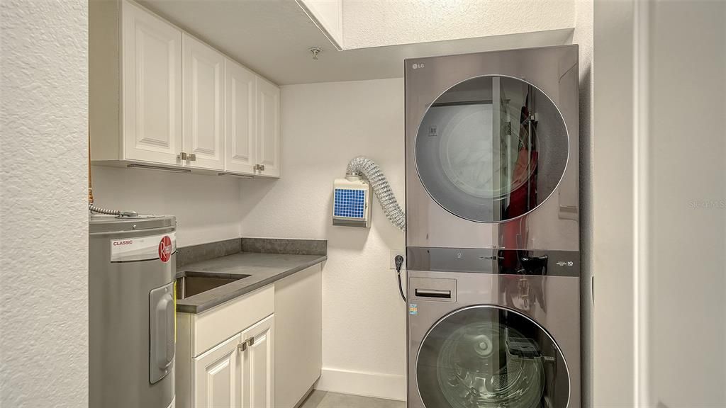 En Venta: $1,995,000 (3 camas, 3 baños, 2132 Pies cuadrados)