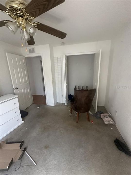 Active With Contract: $254,400 (3 beds, 2 baths, 1951 Square Feet)