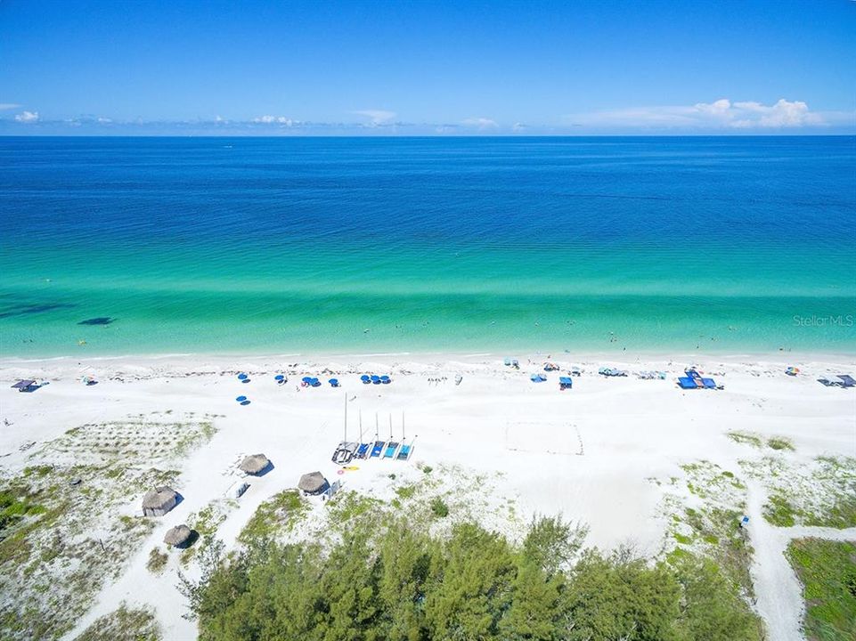 For Sale: $975,000 (3 beds, 2 baths, 2227 Square Feet)