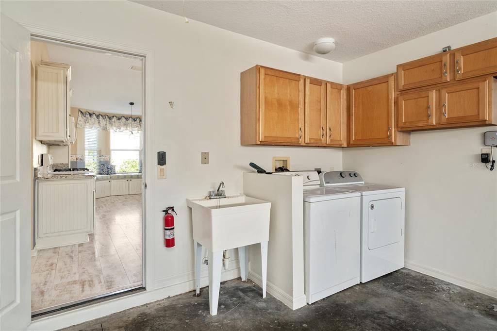 For Sale: $349,900 (3 beds, 2 baths, 1520 Square Feet)