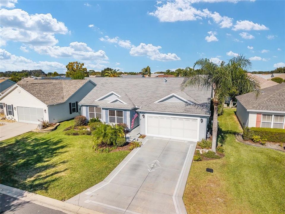 For Sale: $349,900 (3 beds, 2 baths, 1520 Square Feet)