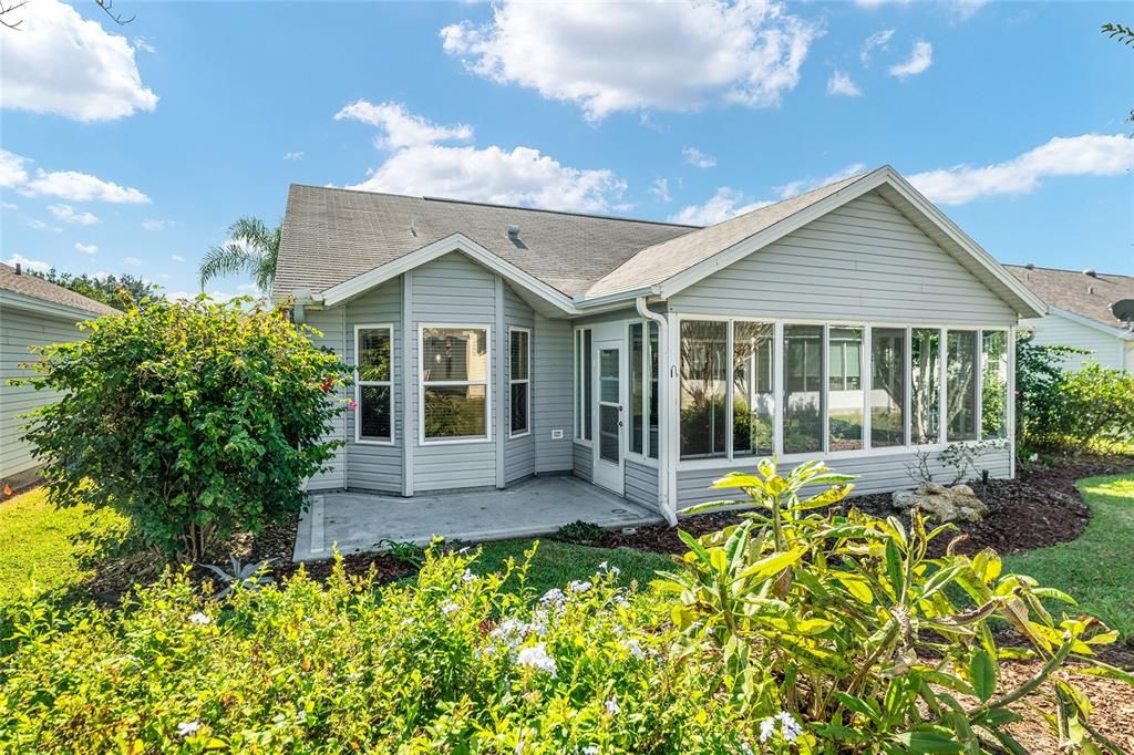 For Sale: $349,900 (3 beds, 2 baths, 1520 Square Feet)