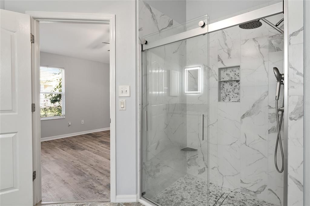 For Sale: $349,900 (3 beds, 2 baths, 1520 Square Feet)