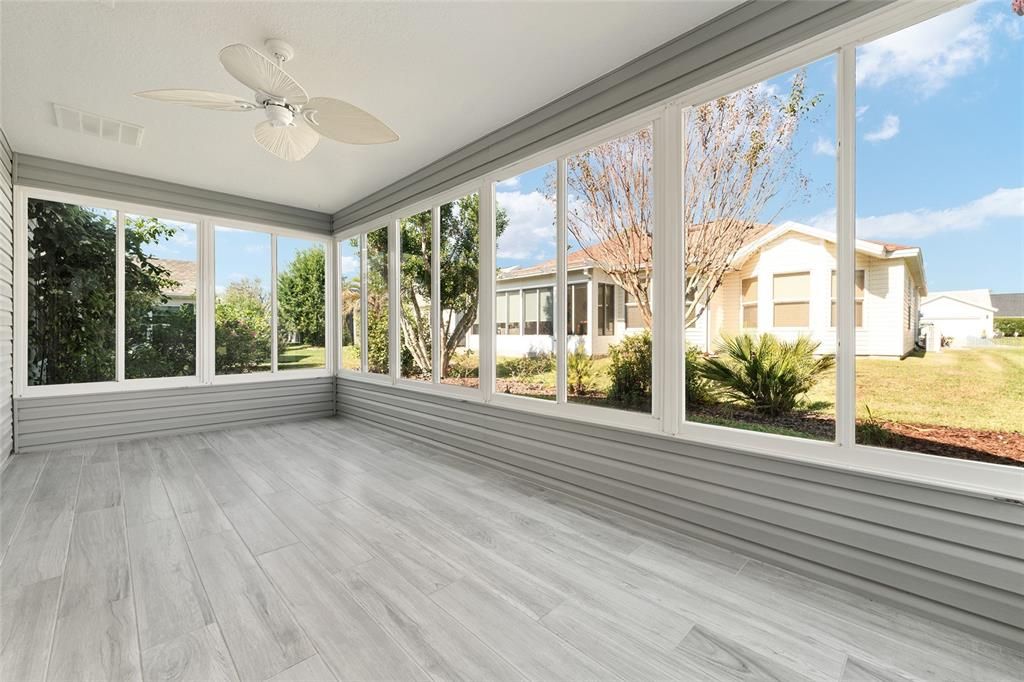 For Sale: $349,900 (3 beds, 2 baths, 1520 Square Feet)