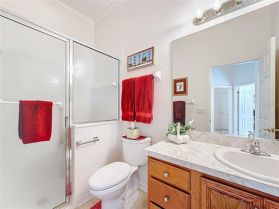 For Sale: $334,900 (2 beds, 2 baths, 1723 Square Feet)