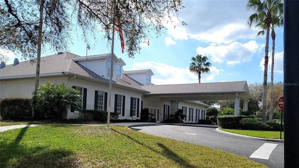 For Sale: $334,900 (2 beds, 2 baths, 1723 Square Feet)