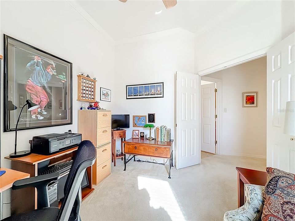 For Sale: $334,900 (2 beds, 2 baths, 1723 Square Feet)