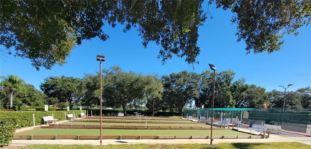 For Sale: $334,900 (2 beds, 2 baths, 1723 Square Feet)