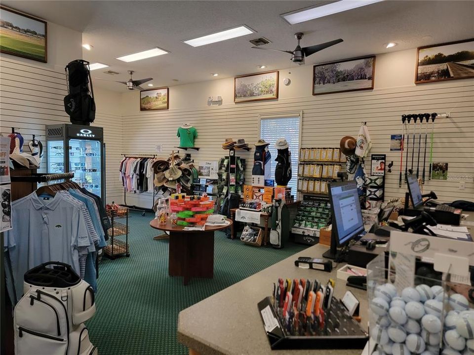 For Sale: $334,900 (2 beds, 2 baths, 1723 Square Feet)