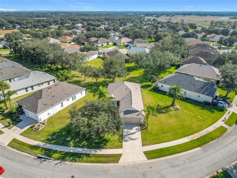 For Sale: $334,900 (2 beds, 2 baths, 1723 Square Feet)