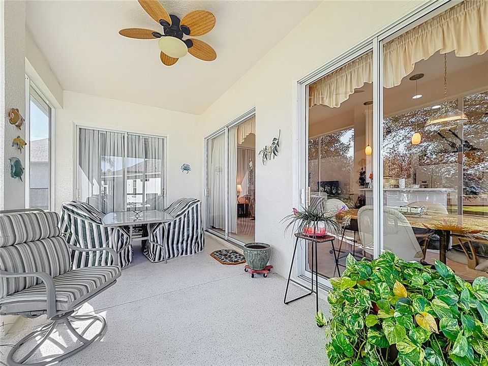 For Sale: $334,900 (2 beds, 2 baths, 1723 Square Feet)