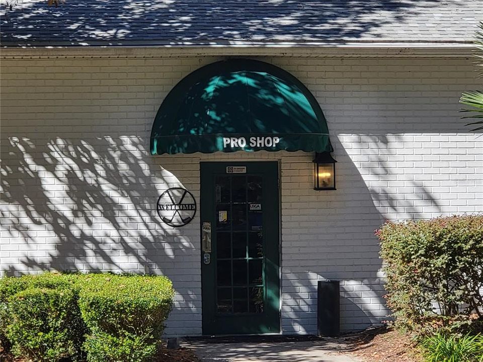 For Sale: $334,900 (2 beds, 2 baths, 1723 Square Feet)