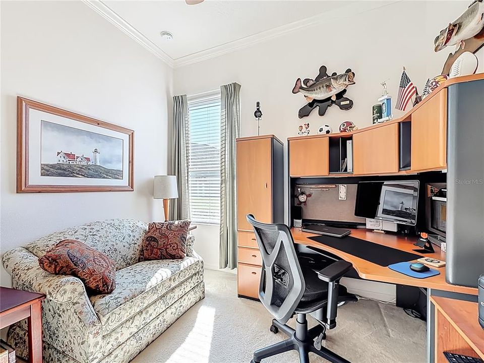 For Sale: $334,900 (2 beds, 2 baths, 1723 Square Feet)