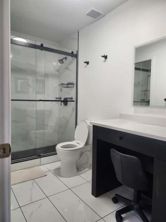 For Rent: $2,100 (2 beds, 2 baths, 1163 Square Feet)