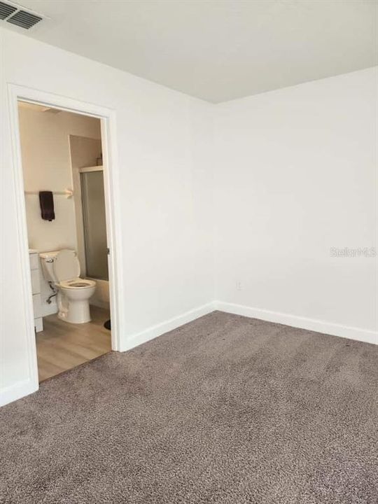 For Rent: $2,100 (2 beds, 2 baths, 1163 Square Feet)