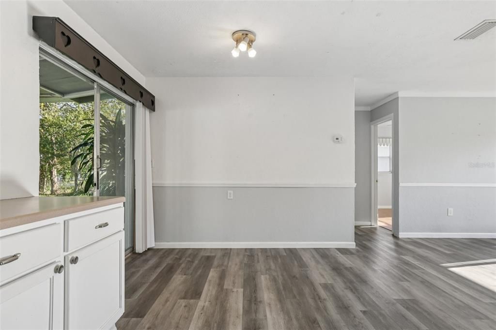 En Venta: $265,000 (3 camas, 2 baños, 1266 Pies cuadrados)