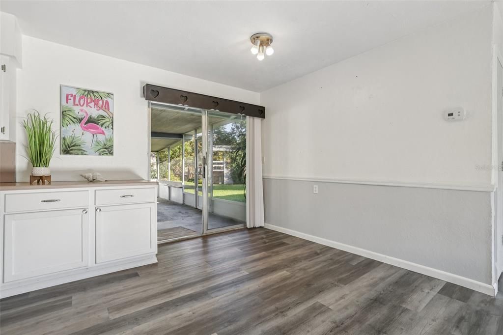 En Venta: $265,000 (3 camas, 2 baños, 1266 Pies cuadrados)