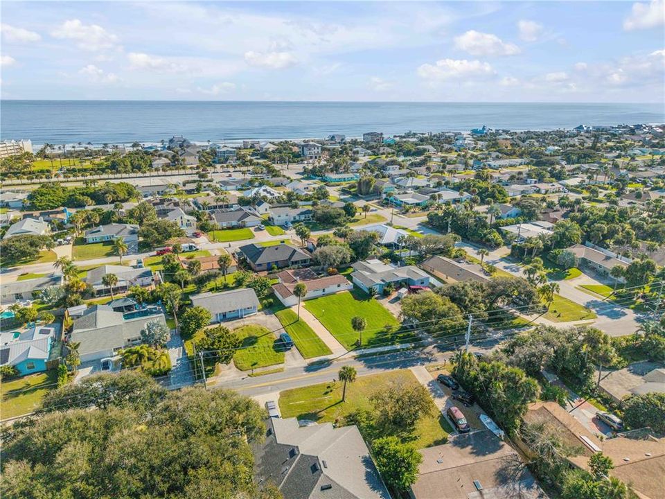 For Sale: $474,900 (2 beds, 2 baths, 1476 Square Feet)