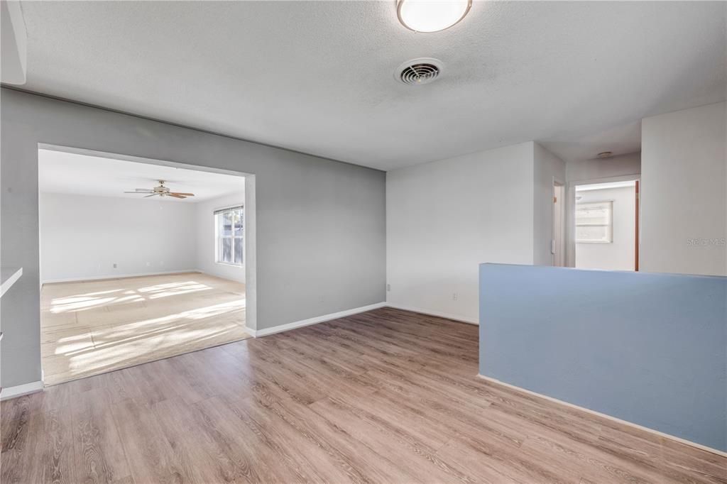For Sale: $474,900 (2 beds, 2 baths, 1476 Square Feet)