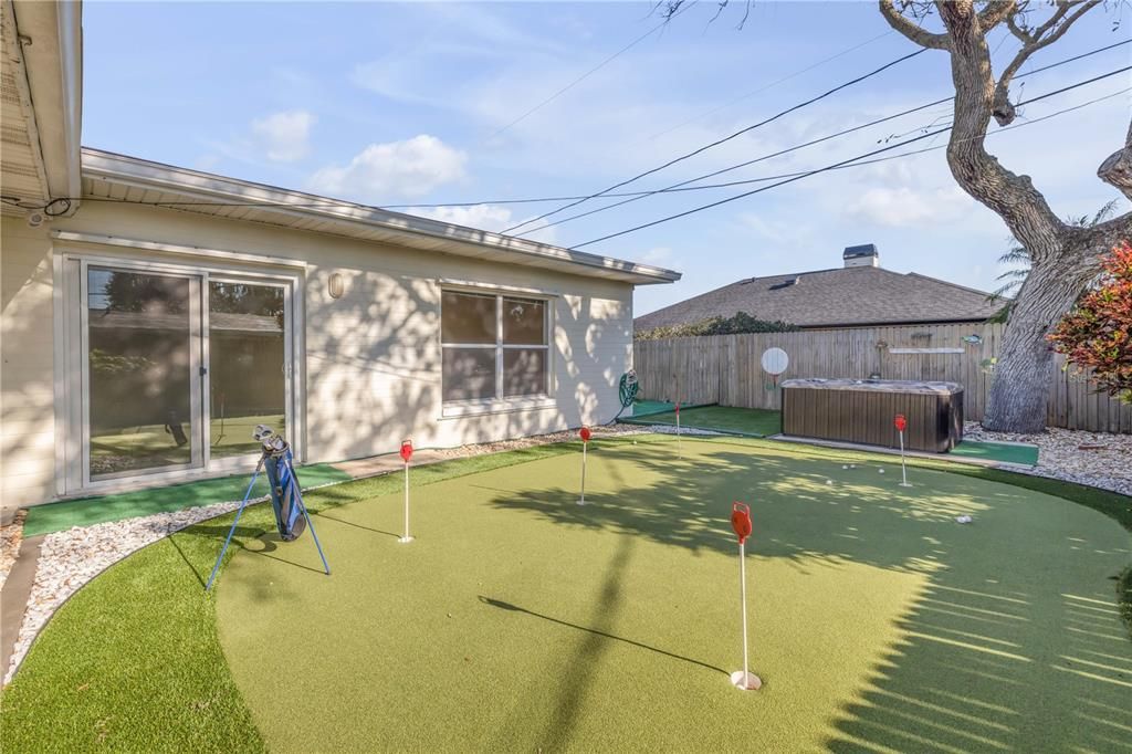 For Sale: $474,900 (2 beds, 2 baths, 1476 Square Feet)