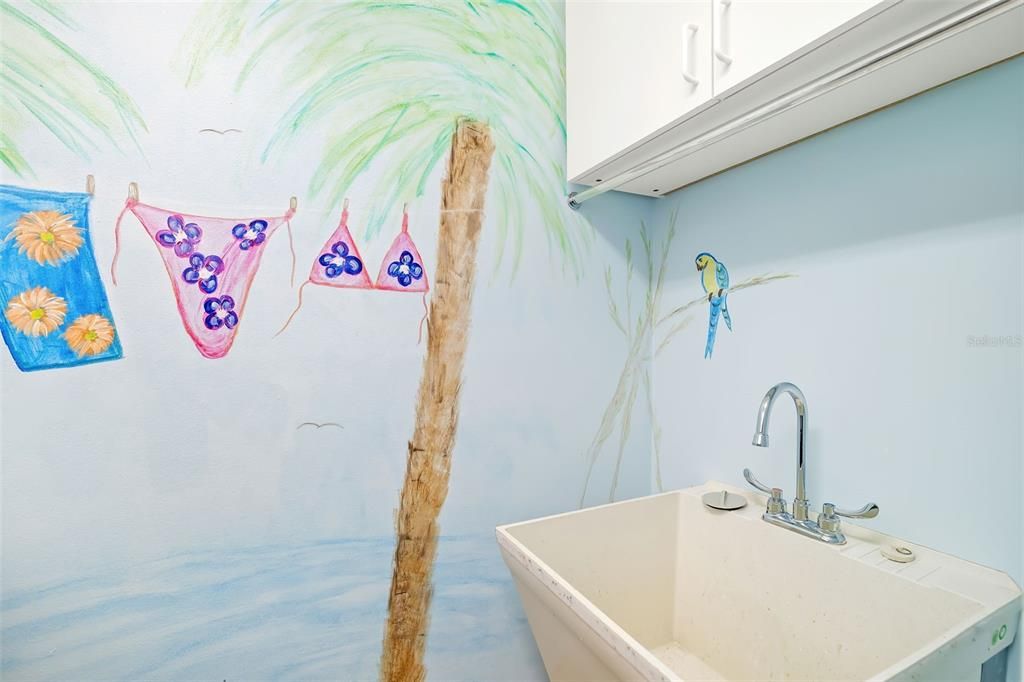 Activo con contrato: $370,000 (3 camas, 2 baños, 2255 Pies cuadrados)