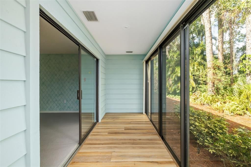 Activo con contrato: $370,000 (3 camas, 2 baños, 2255 Pies cuadrados)