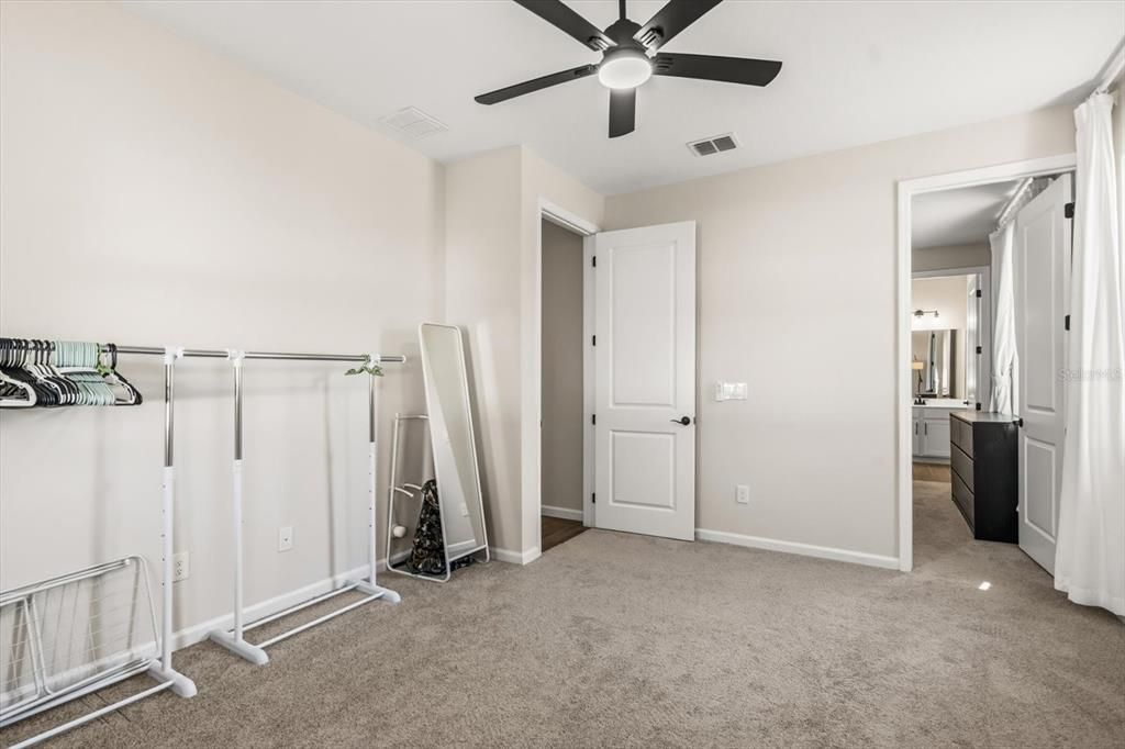 На продажу: $518,000 (4 спален, 3 ванн, 3030 Квадратных фут)