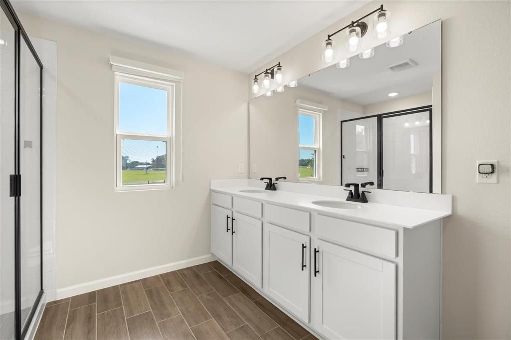 На продажу: $518,000 (4 спален, 3 ванн, 3030 Квадратных фут)