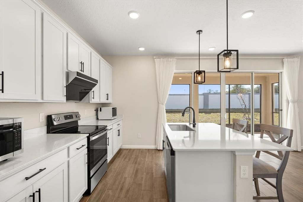 На продажу: $518,000 (4 спален, 3 ванн, 3030 Квадратных фут)