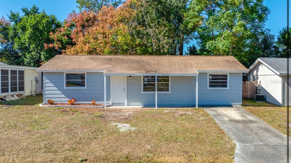 For Sale: $269,900 (3 beds, 2 baths, 1300 Square Feet)