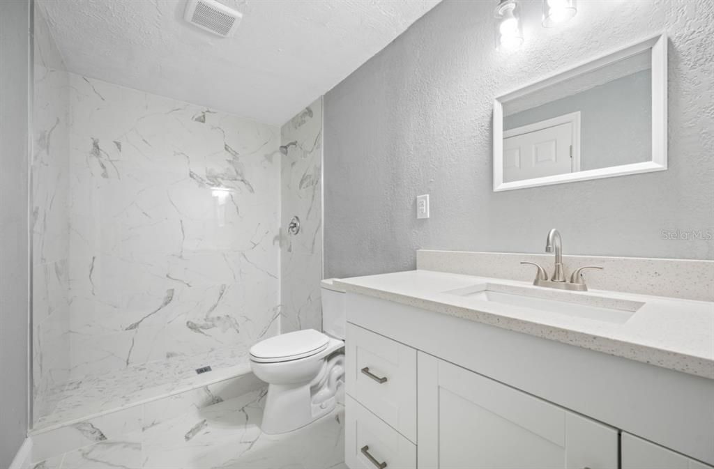 For Sale: $269,900 (3 beds, 2 baths, 1300 Square Feet)