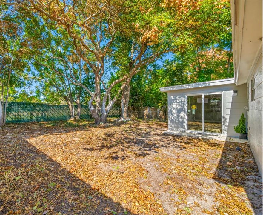 For Sale: $269,900 (3 beds, 2 baths, 1300 Square Feet)