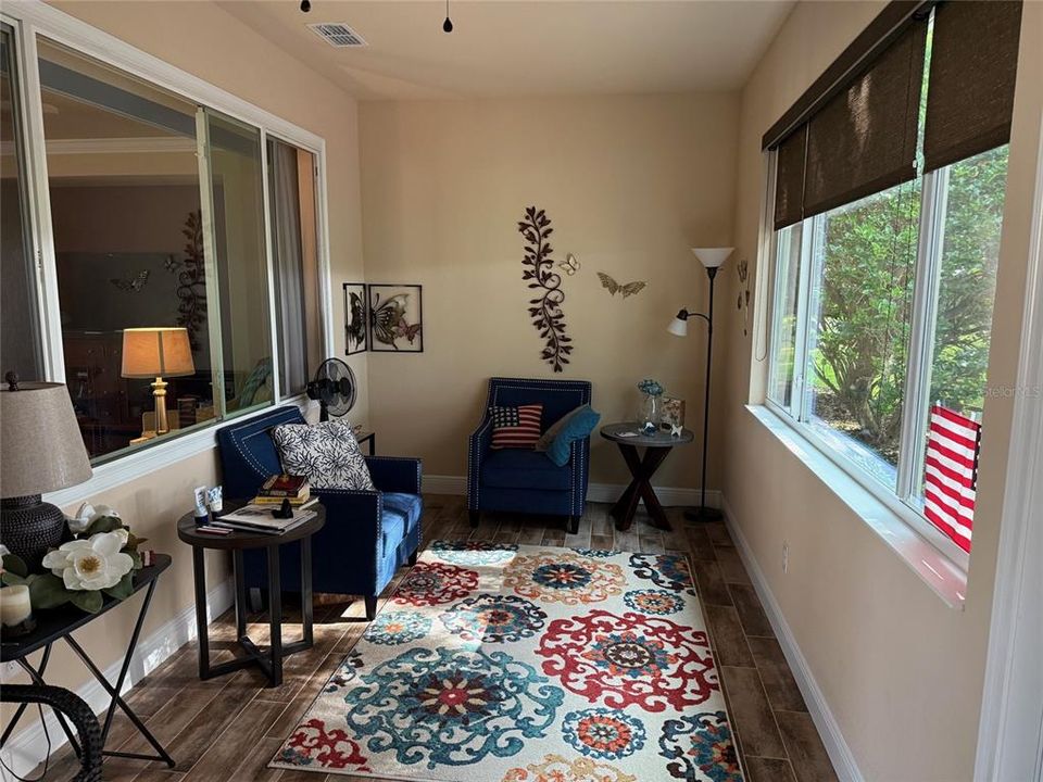 待售: $349,000 (2 贝兹, 2 浴室, 1868 平方英尺)