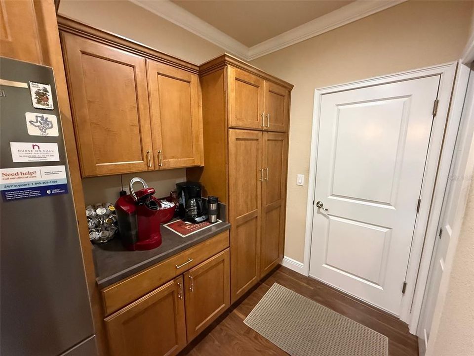 待售: $349,000 (2 贝兹, 2 浴室, 1868 平方英尺)