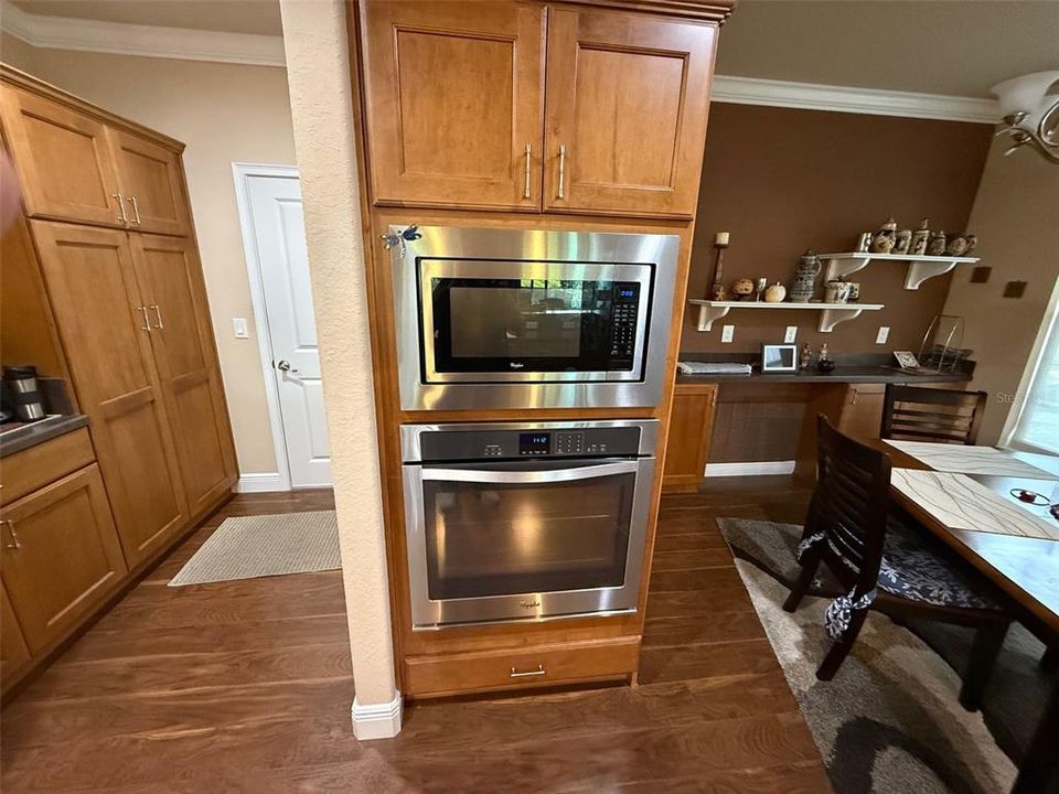 待售: $349,000 (2 贝兹, 2 浴室, 1868 平方英尺)