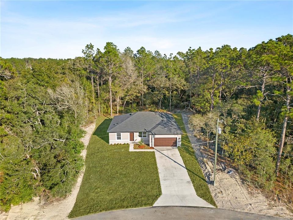 合同活跃: $272,990 (4 贝兹, 2 浴室, 1708 平方英尺)