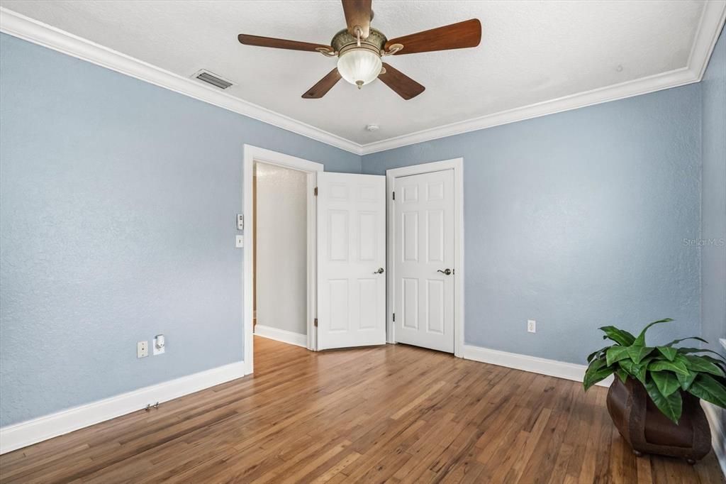 For Sale: $639,000 (4 beds, 3 baths, 1944 Square Feet)