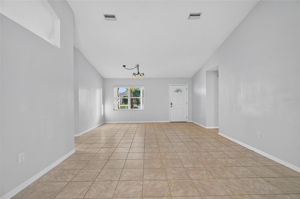 待售: $399,999 (3 贝兹, 2 浴室, 1657 平方英尺)