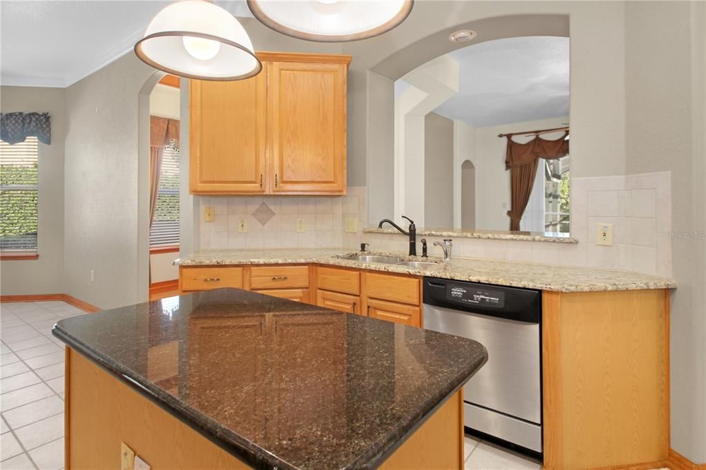 For Sale: $630,000 (4 beds, 3 baths, 2672 Square Feet)