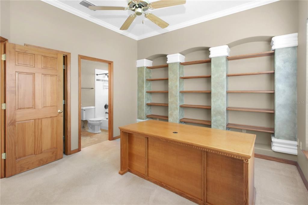 For Sale: $630,000 (4 beds, 3 baths, 2672 Square Feet)