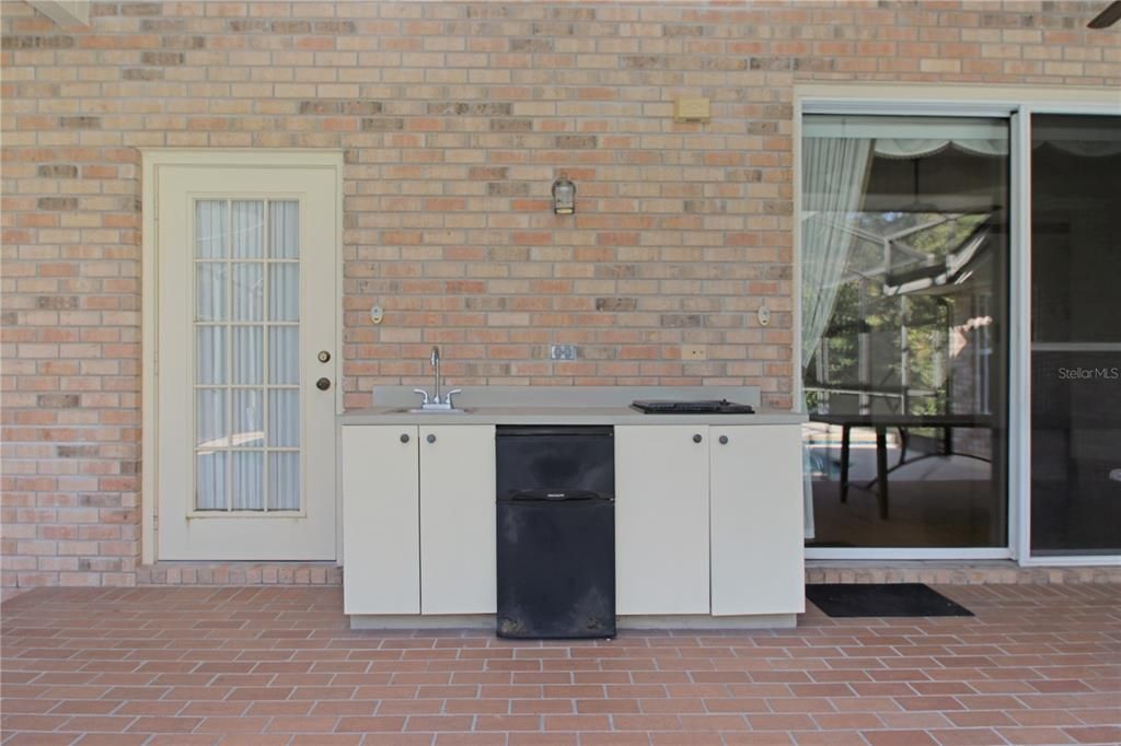 For Sale: $630,000 (4 beds, 3 baths, 2672 Square Feet)