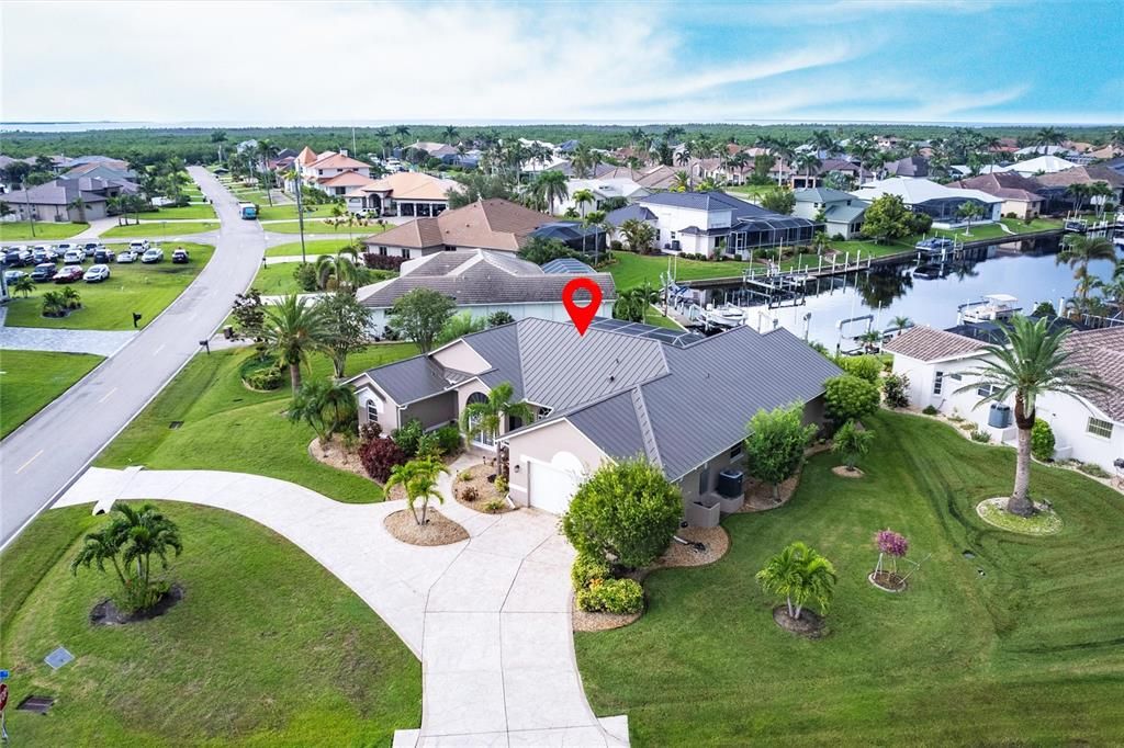 For Rent: $6,000 (3 beds, 2 baths, 2752 Square Feet)