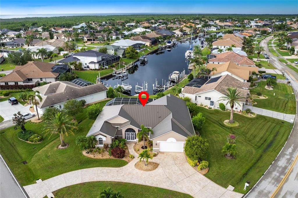 For Rent: $6,000 (3 beds, 2 baths, 2752 Square Feet)