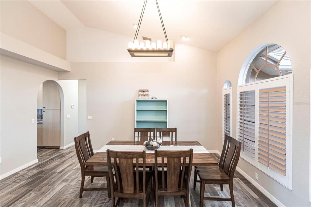 For Rent: $6,000 (3 beds, 2 baths, 2752 Square Feet)