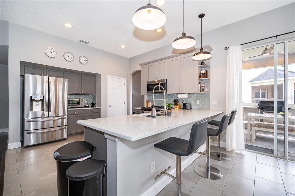 待售: $660,000 (4 贝兹, 2 浴室, 2694 平方英尺)